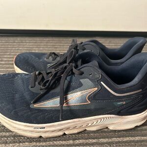 Altra Torin 6 Womens Running Shoes size 8